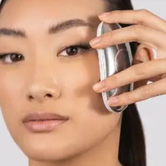 ZIIP Halo Microcurrent/Nanocurrent Advanced Facial Toning Device - Picture 3 of 8